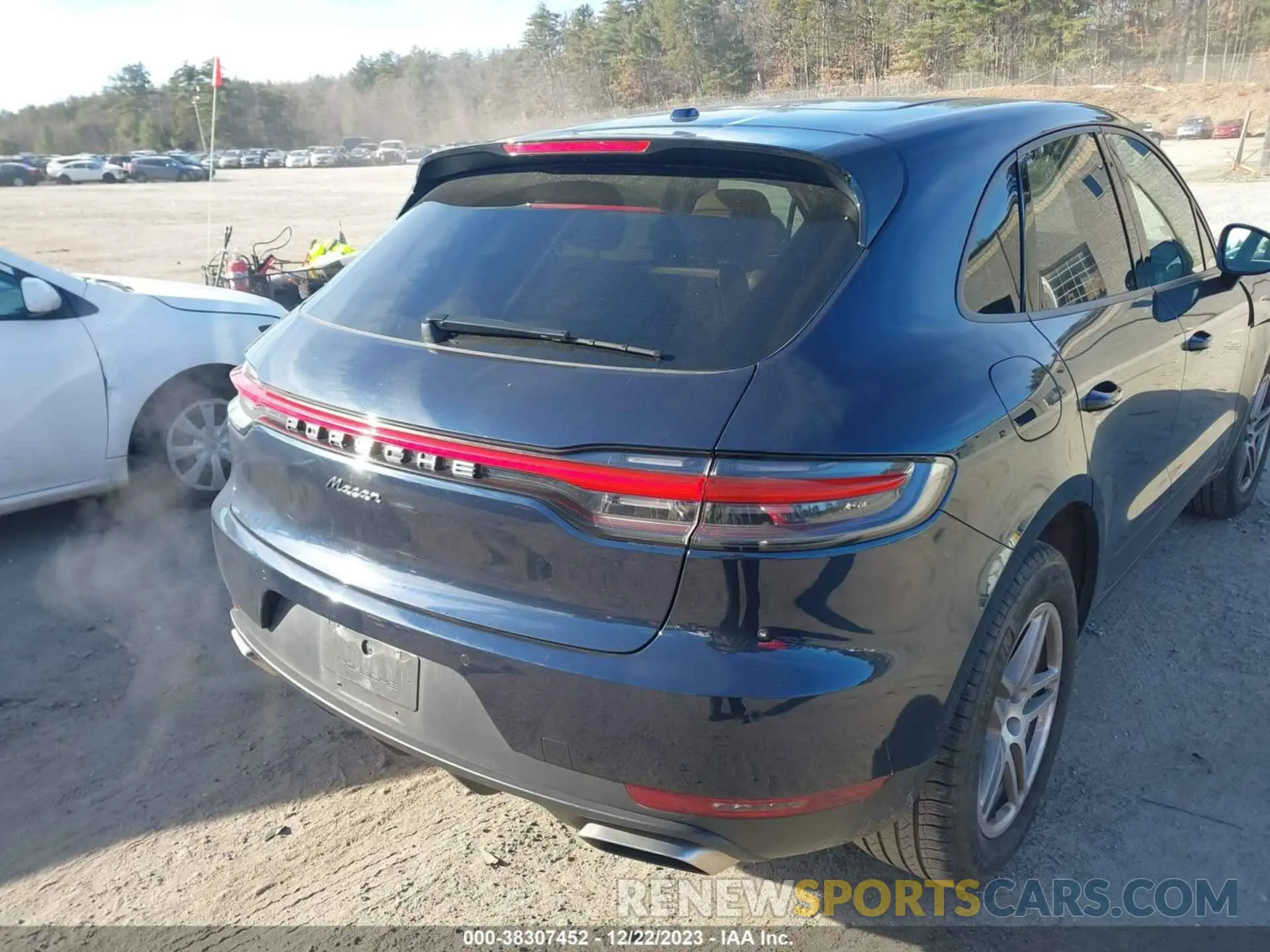 16 Photograph of a damaged car WP1AA2A53MLB02208 PORSCHE MACAN 2021