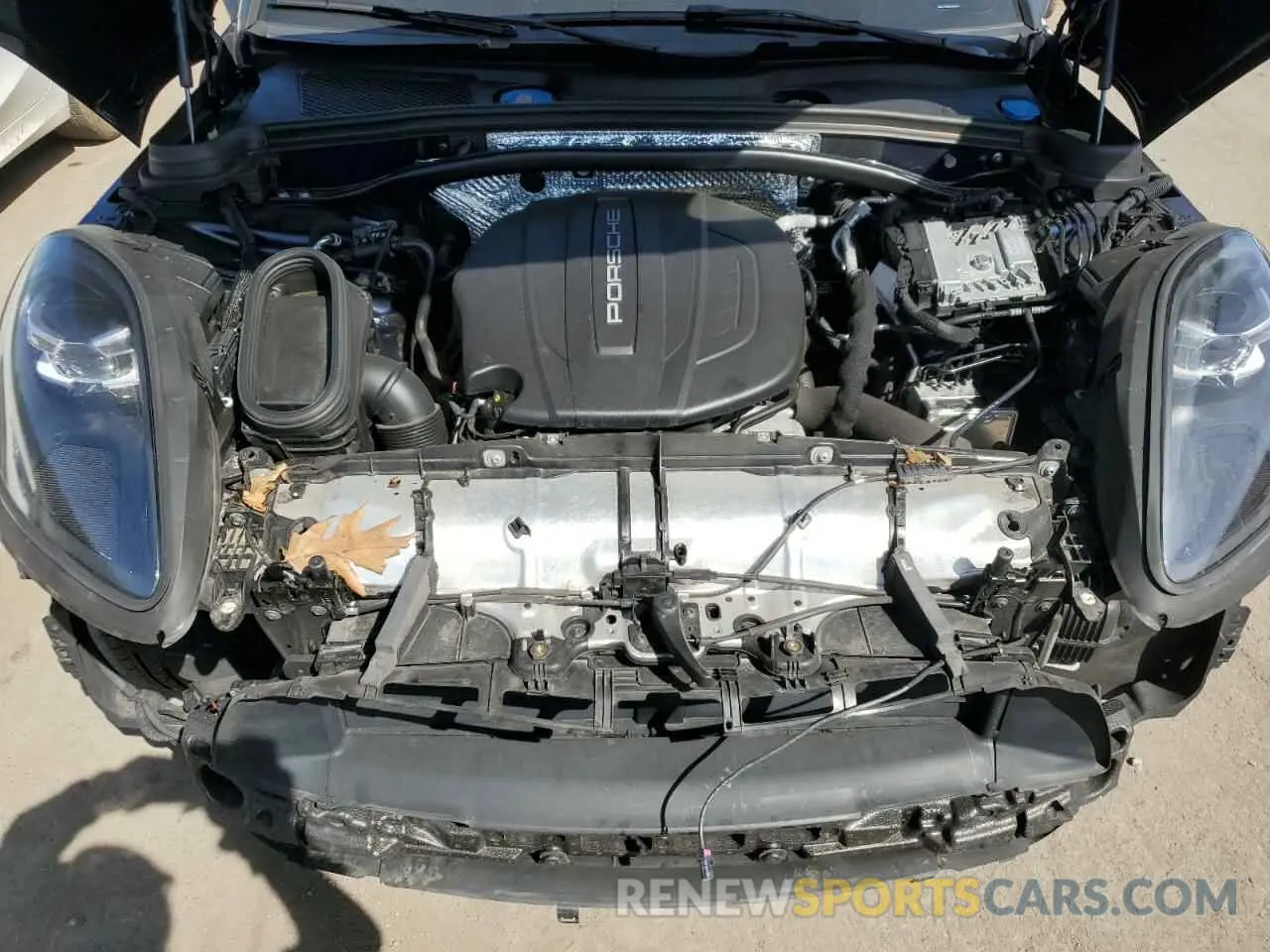12 Photograph of a damaged car WP1AA2A53MLB06713 PORSCHE MACAN 2021