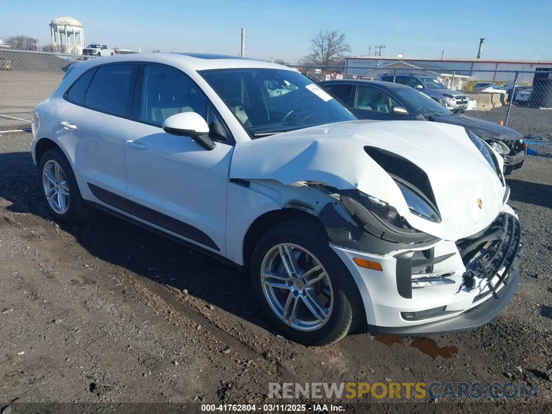 1 Photograph of a damaged car WP1AA2A53MLB09451 PORSCHE MACAN 2021