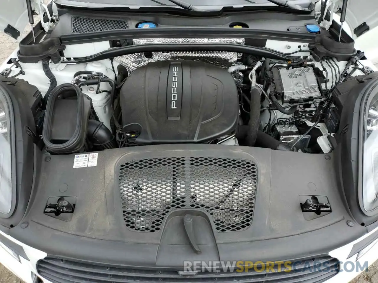 11 Photograph of a damaged car WP1AA2A54MLB01438 PORSCHE MACAN 2021