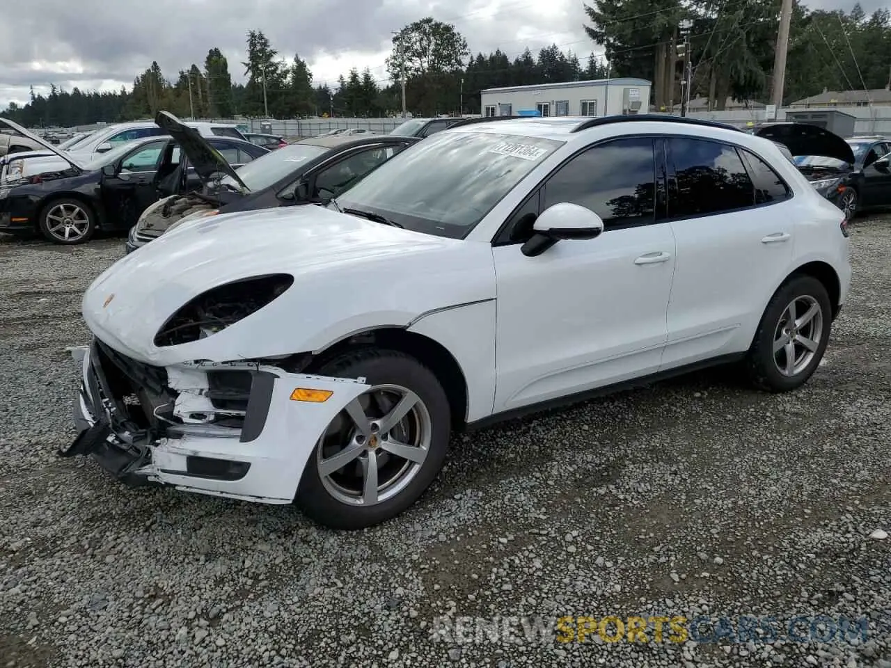 1 Photograph of a damaged car WP1AA2A54MLB10964 PORSCHE MACAN 2021