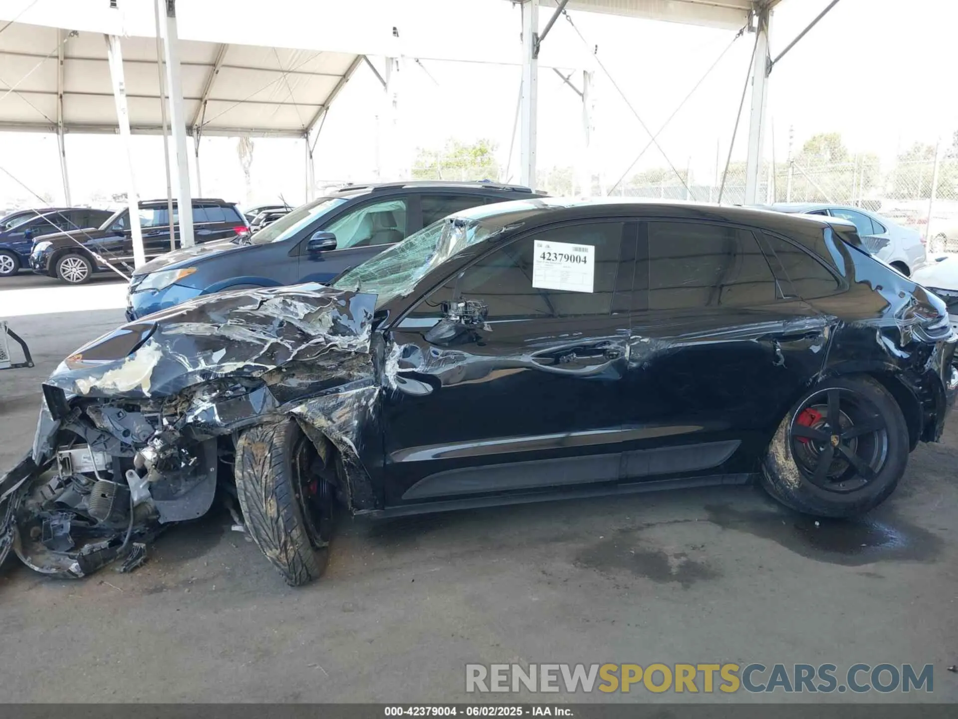6 Photograph of a damaged car WP1AA2A54MLB14416 PORSCHE MACAN 2021