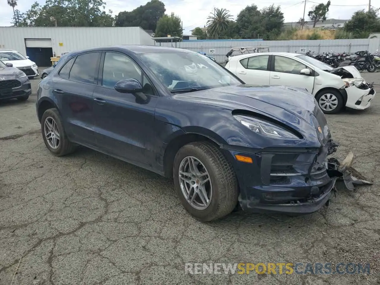 4 Photograph of a damaged car WP1AA2A54MLB16246 PORSCHE MACAN 2021
