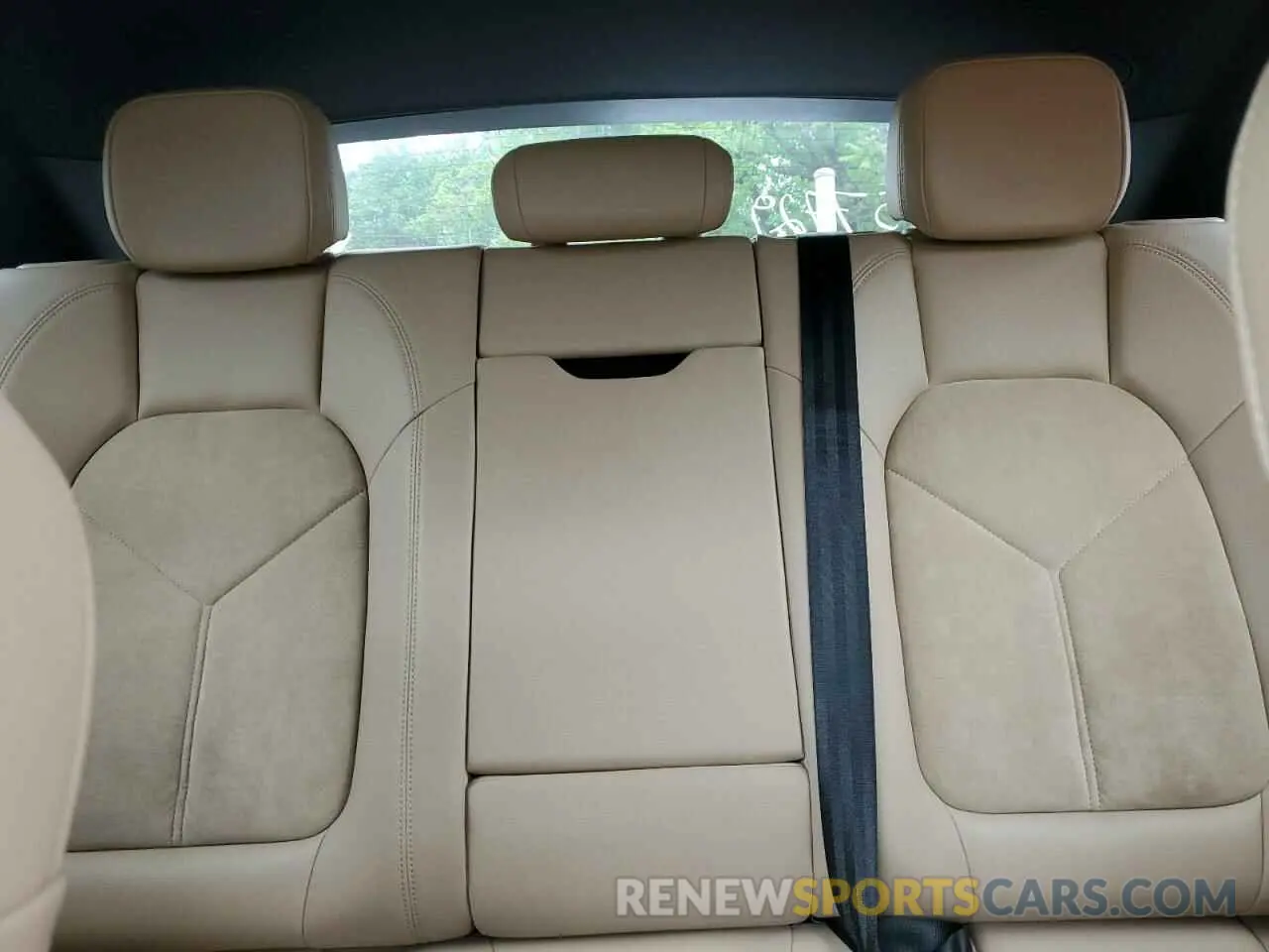 10 Photograph of a damaged car WP1AA2A55MLB09628 PORSCHE MACAN 2021