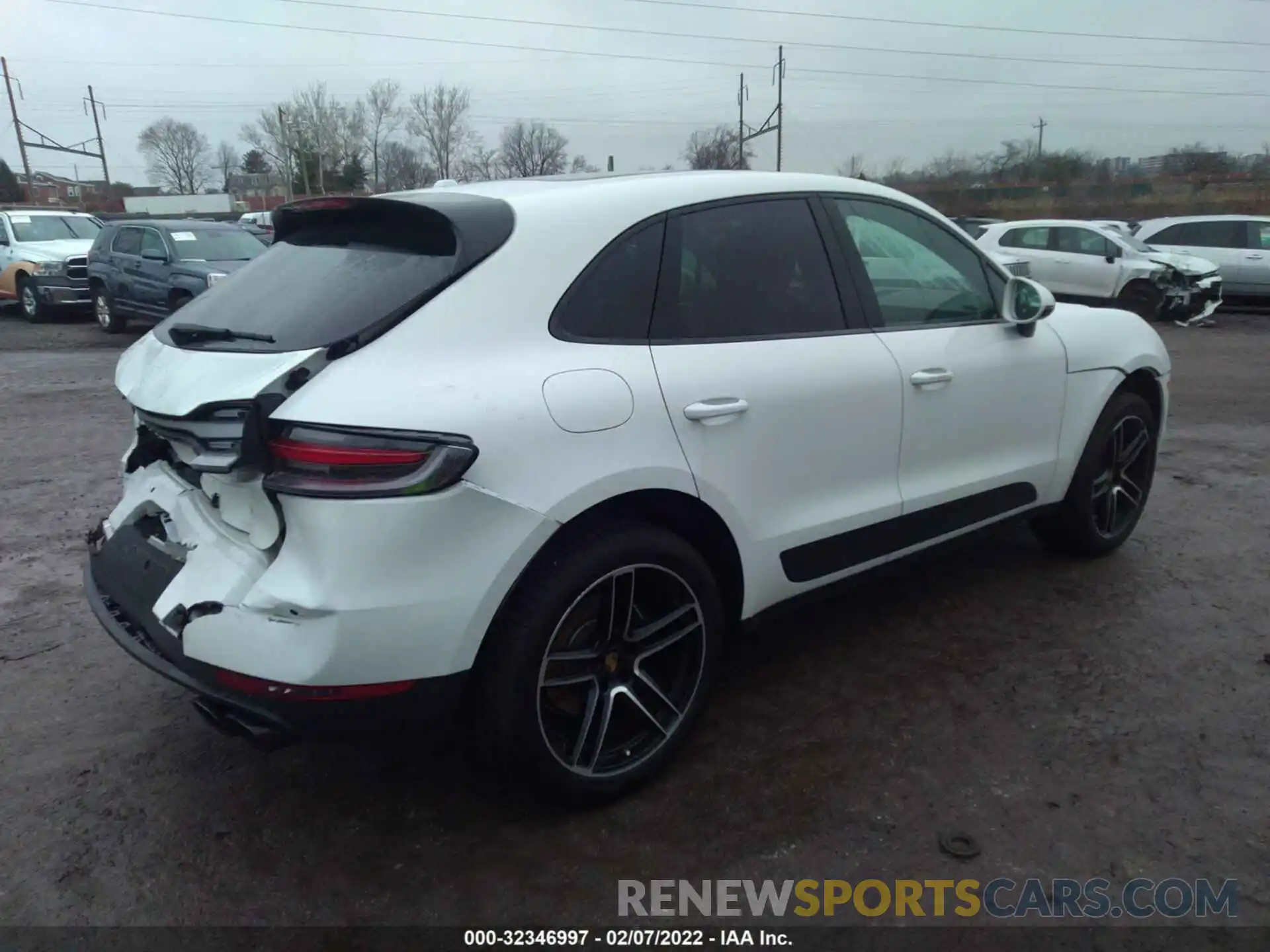 4 Photograph of a damaged car WP1AA2A56MLB07841 PORSCHE MACAN 2021