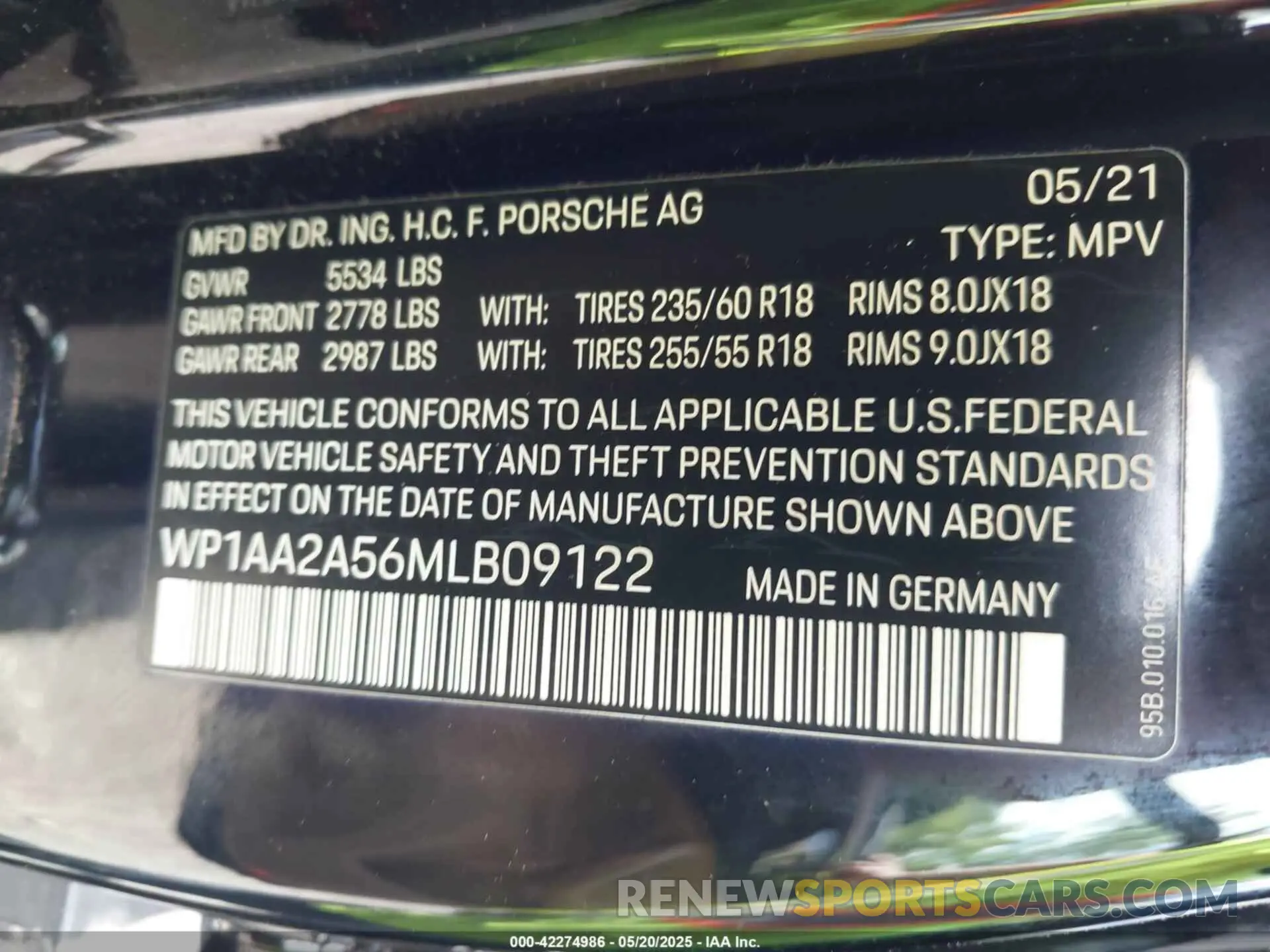 9 Photograph of a damaged car WP1AA2A56MLB09122 PORSCHE MACAN 2021