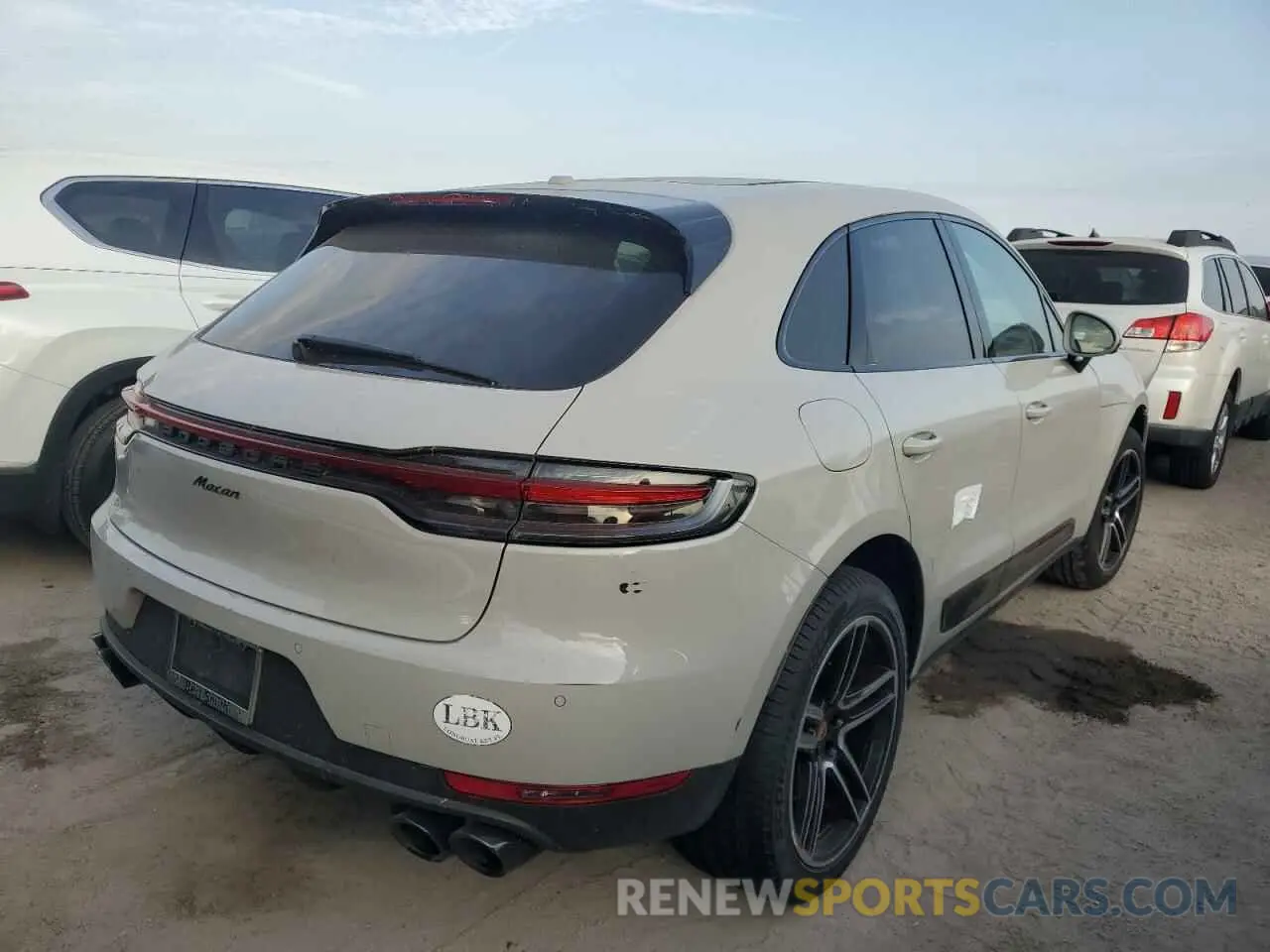 3 Photograph of a damaged car WP1AA2A57MLB00199 PORSCHE MACAN 2021