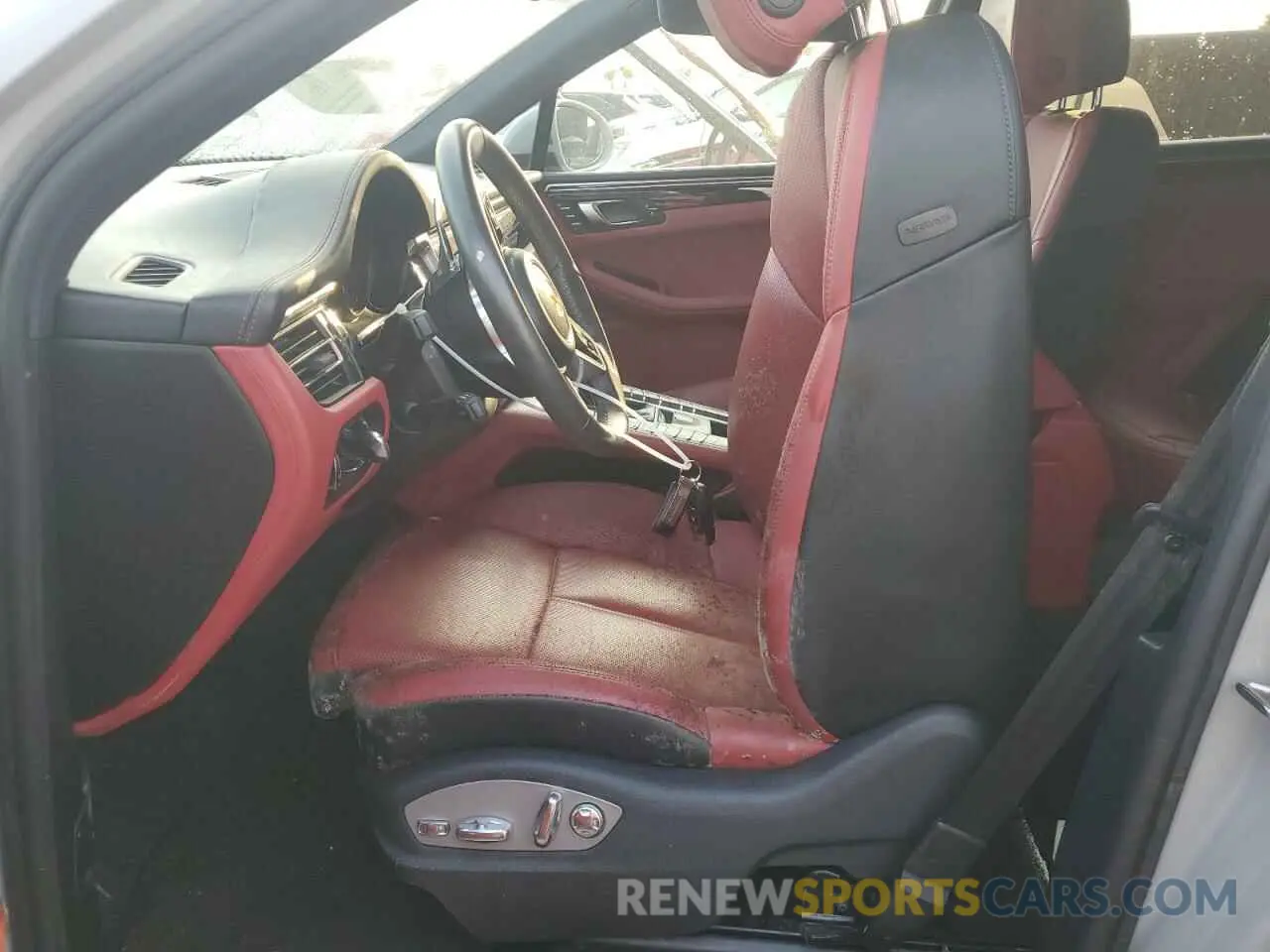 7 Photograph of a damaged car WP1AA2A57MLB00199 PORSCHE MACAN 2021