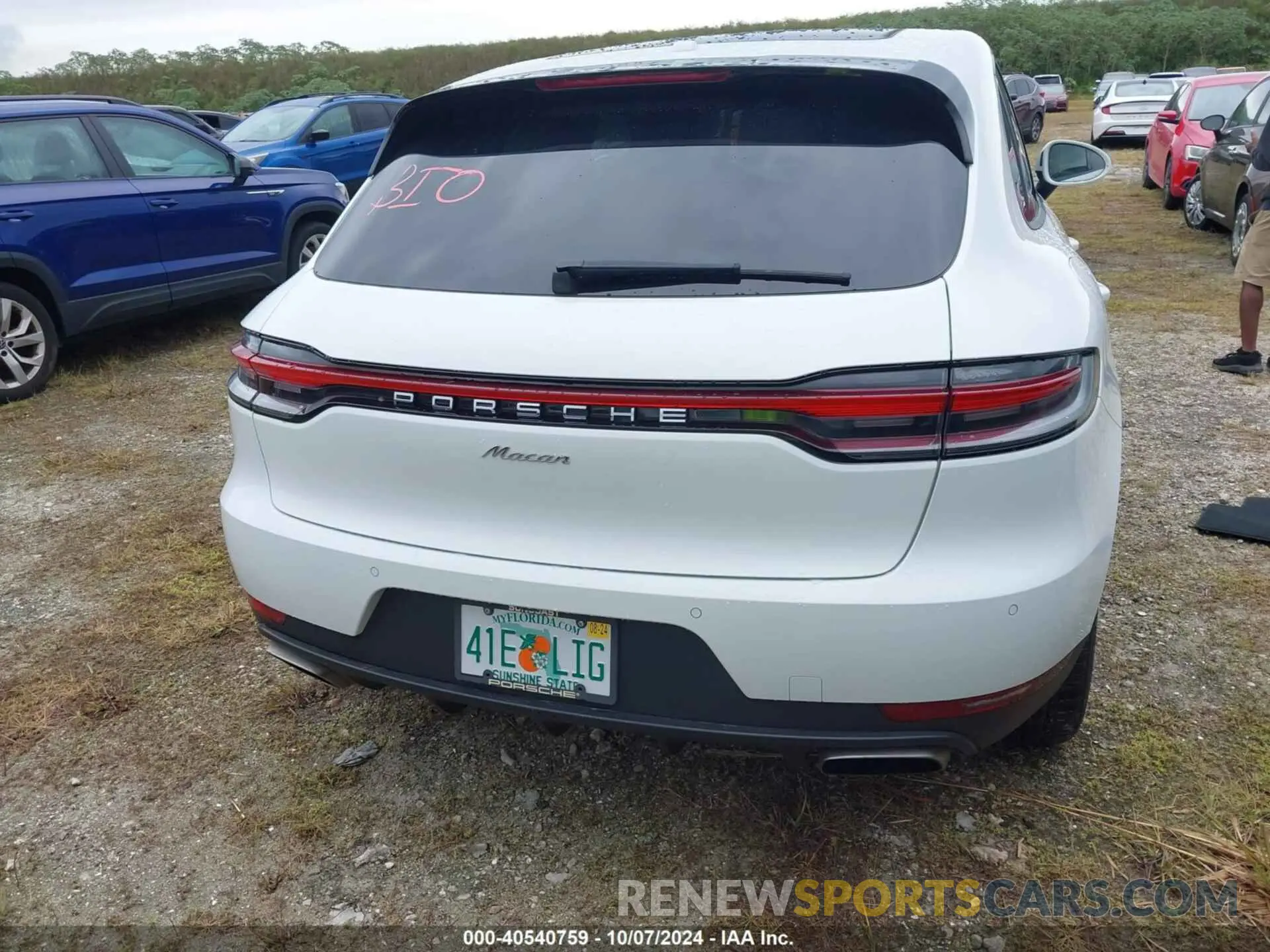15 Photograph of a damaged car WP1AA2A57MLB00302 PORSCHE MACAN 2021