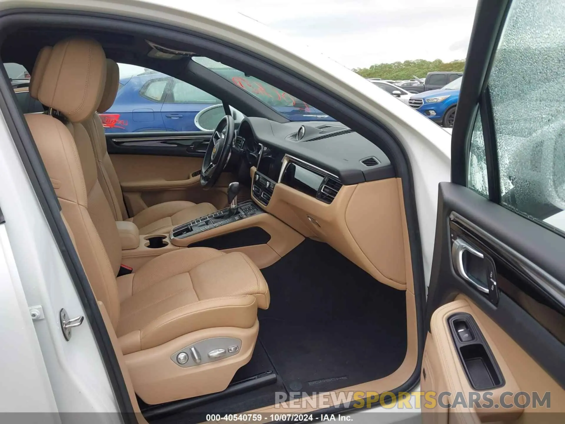 5 Photograph of a damaged car WP1AA2A57MLB00302 PORSCHE MACAN 2021