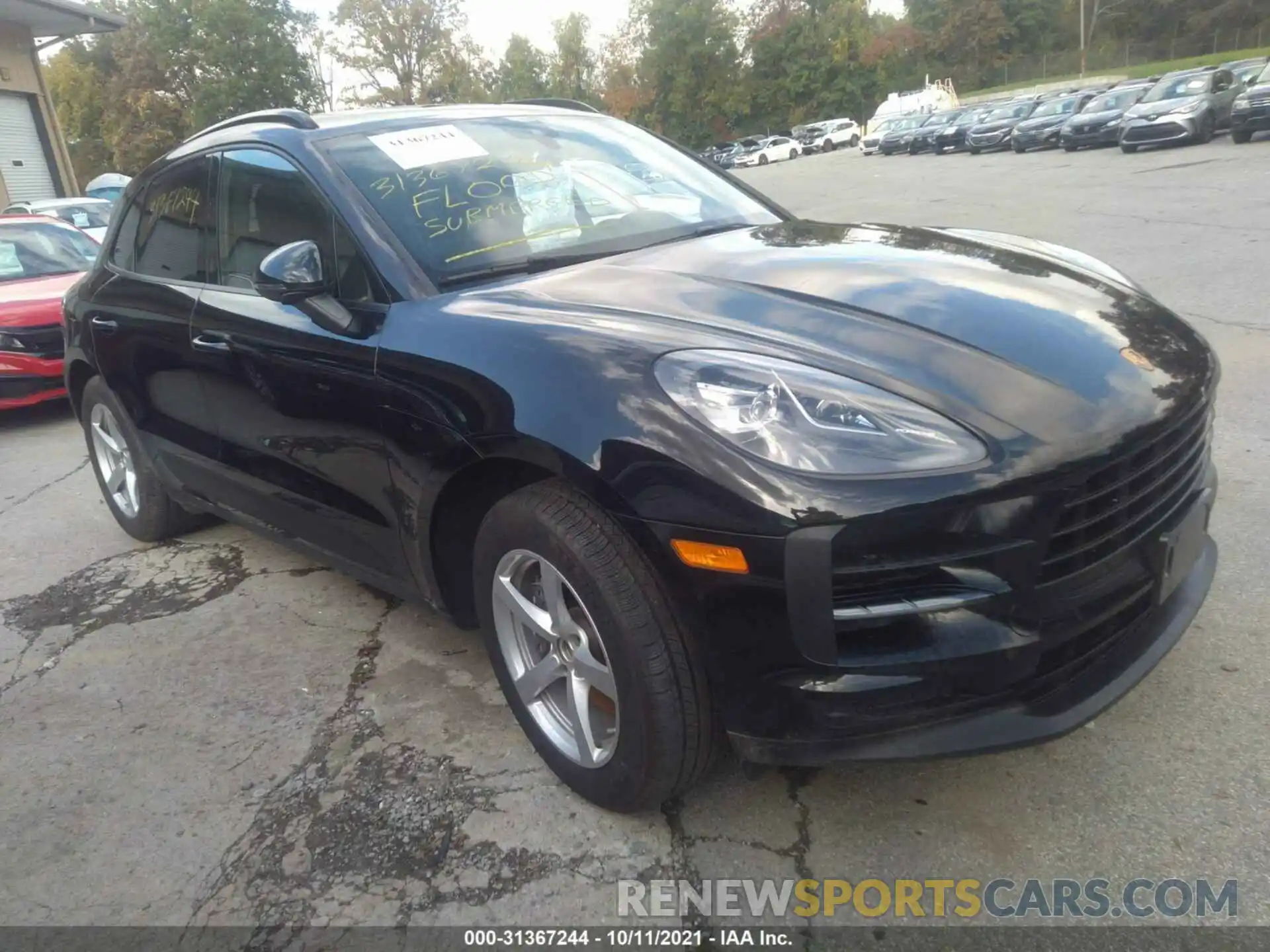 1 Photograph of a damaged car WP1AA2A57MLB03555 PORSCHE MACAN 2021