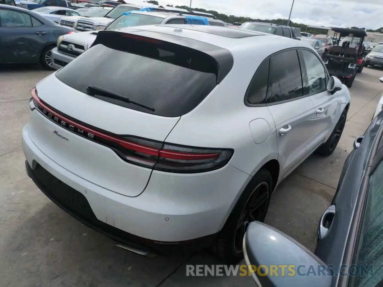 3 Photograph of a damaged car WP1AA2A57MLB06939 PORSCHE MACAN 2021