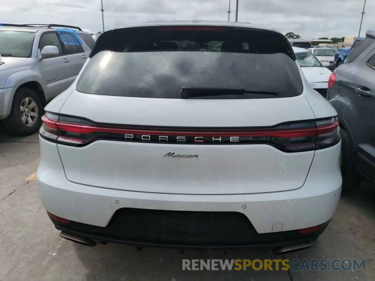 6 Photograph of a damaged car WP1AA2A57MLB06939 PORSCHE MACAN 2021