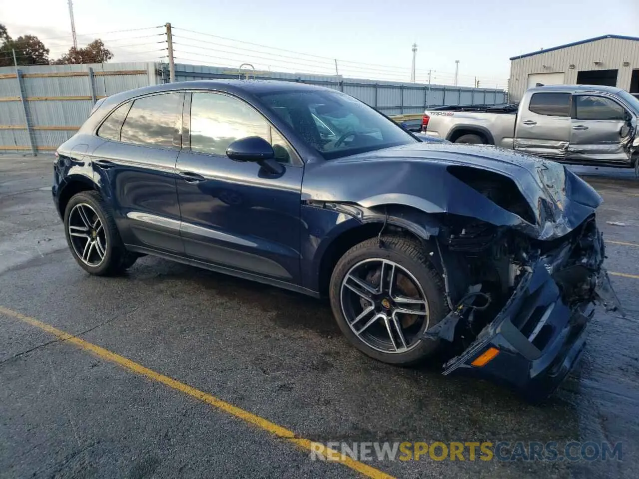 4 Photograph of a damaged car WP1AA2A57MLB10473 PORSCHE MACAN 2021