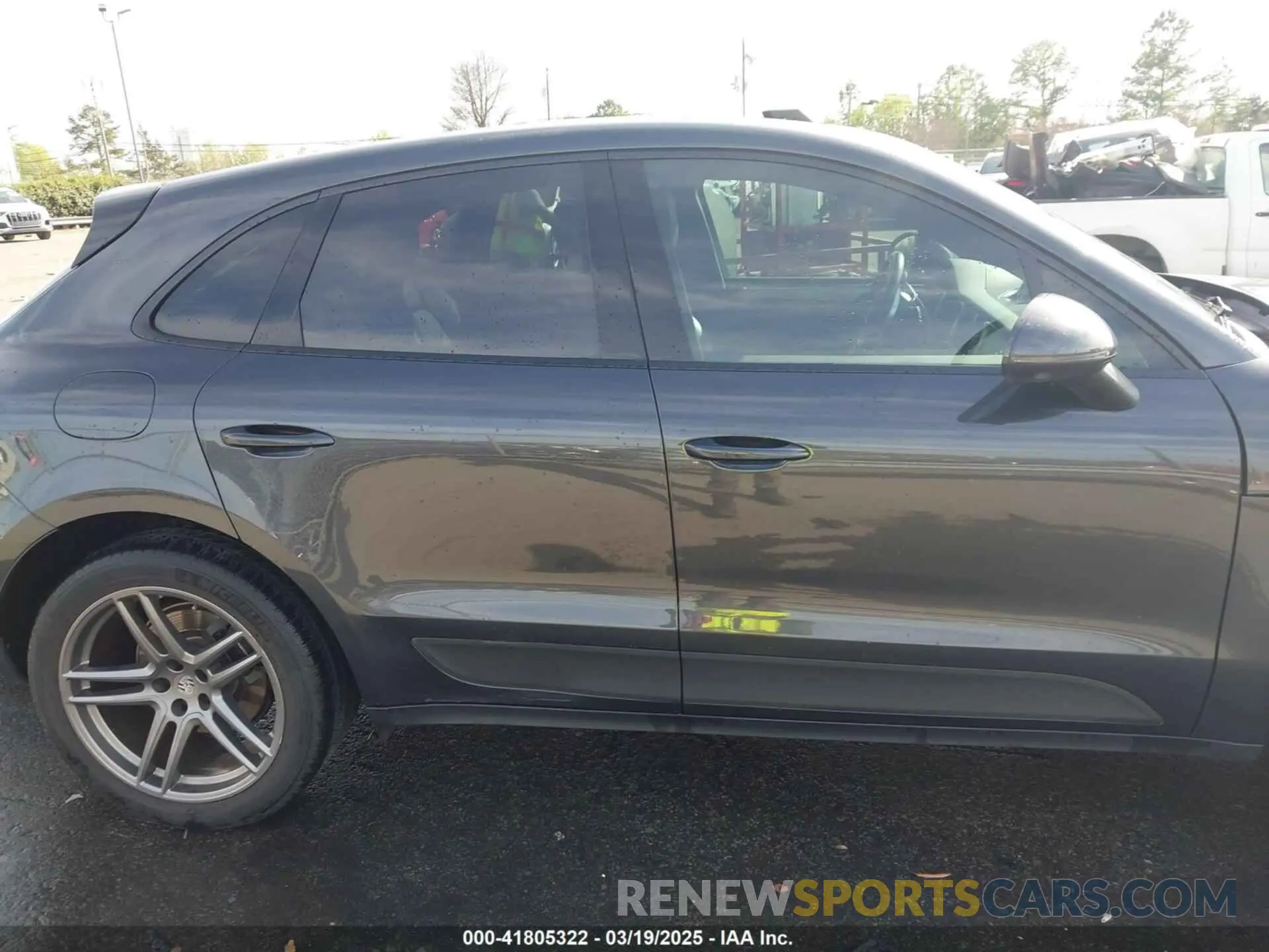 13 Photograph of a damaged car WP1AA2A57MLB15639 PORSCHE MACAN 2021