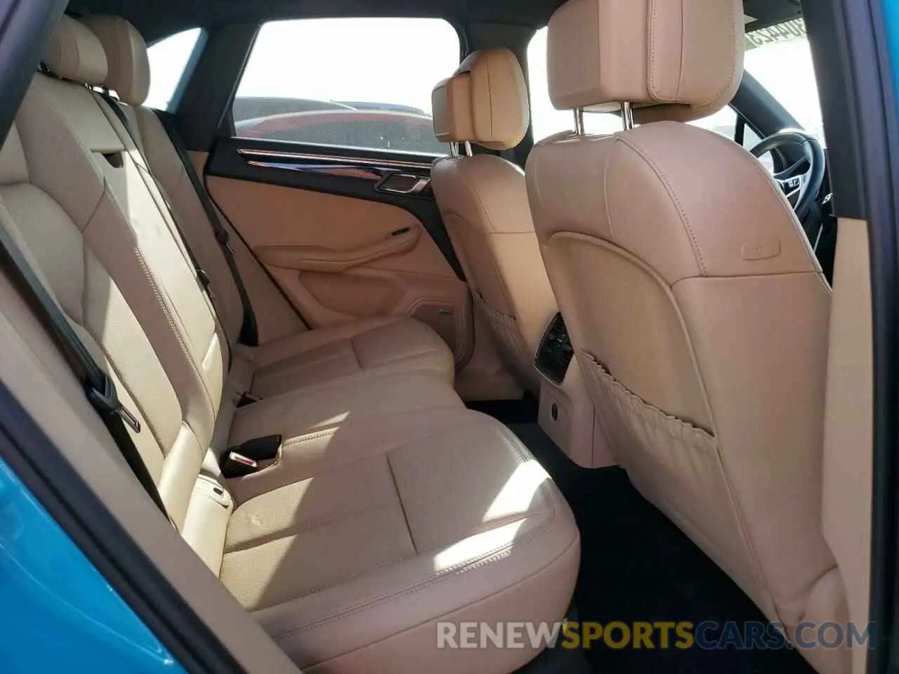 11 Photograph of a damaged car WP1AA2A59MLB01998 PORSCHE MACAN 2021