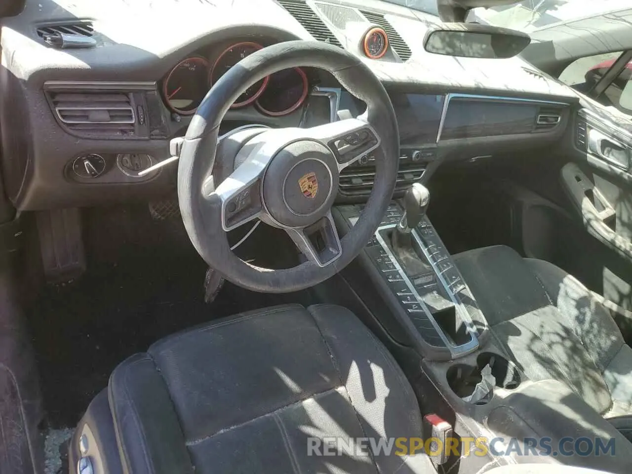 8 Photograph of a damaged car WP1AA2A59MLB05517 PORSCHE MACAN 2021