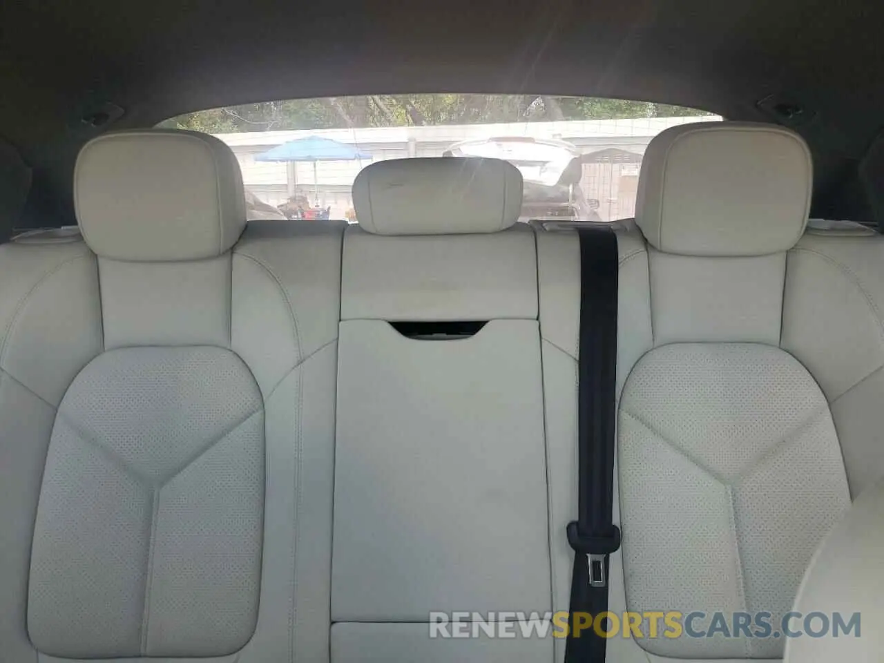 10 Photograph of a damaged car WP1AA2A5XMLB02805 PORSCHE MACAN 2021