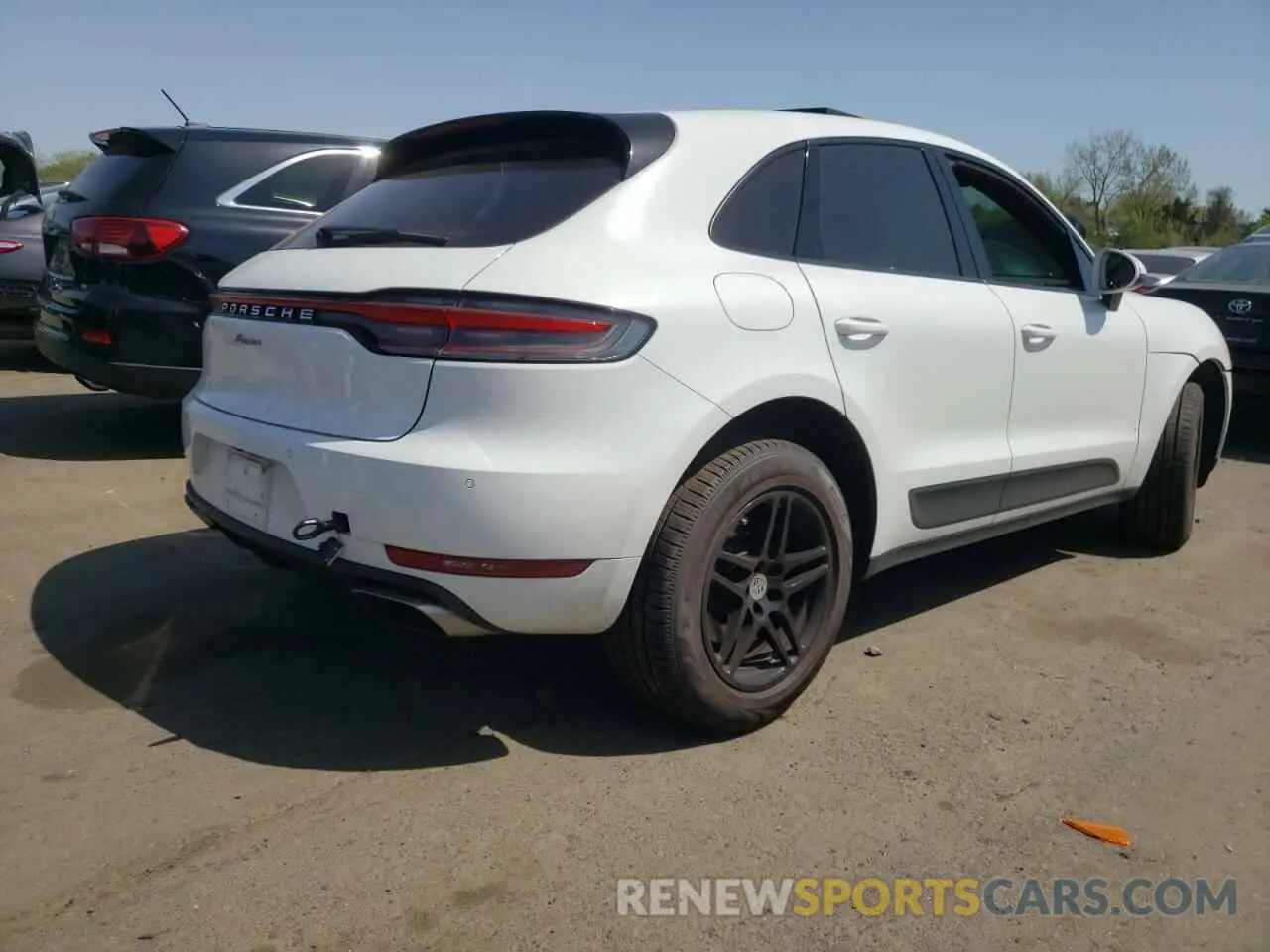 3 Photograph of a damaged car WP1AA2A5XMLB09303 PORSCHE MACAN 2021