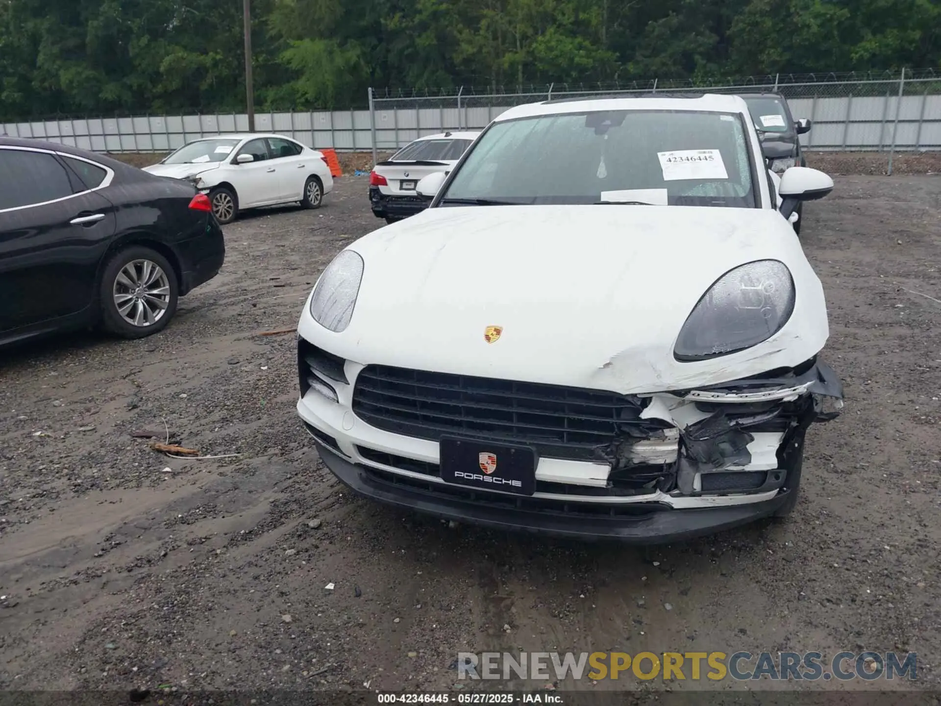 12 Photograph of a damaged car WP1AA2A5XMLB16221 PORSCHE MACAN 2021