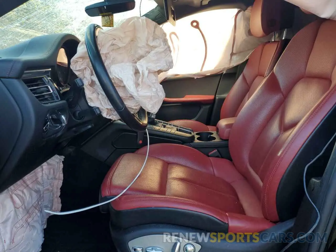 7 Photograph of a damaged car WP1AB2A50MLB37009 PORSCHE MACAN 2021