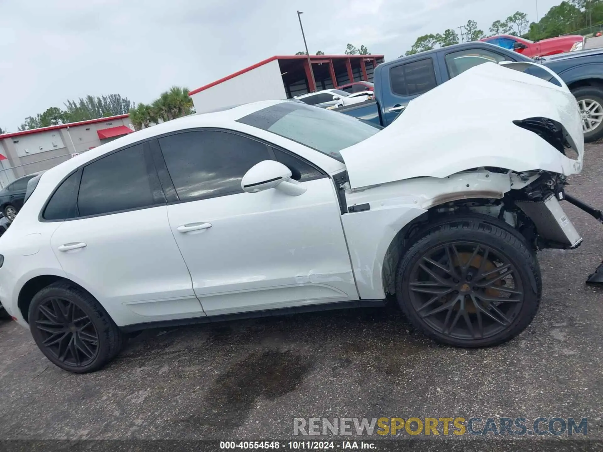 13 Photograph of a damaged car WP1AB2A51MLB30263 PORSCHE MACAN 2021