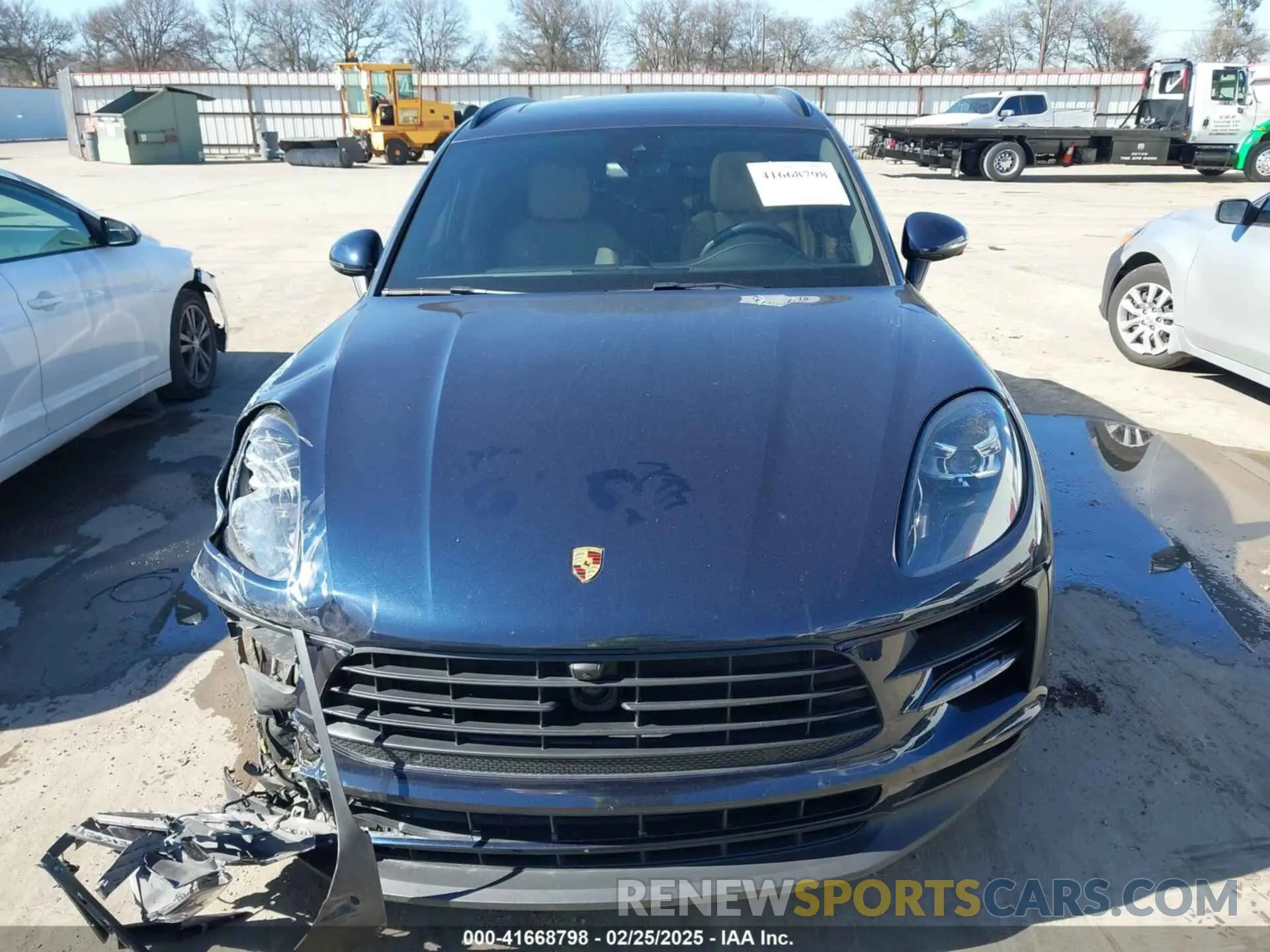 12 Photograph of a damaged car WP1AB2A53MLB38137 PORSCHE MACAN 2021