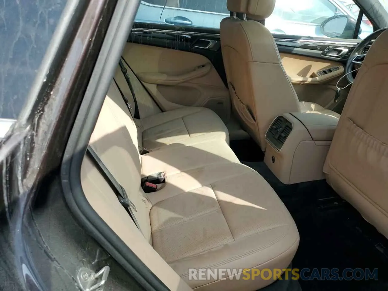 11 Photograph of a damaged car WP1AB2A56MLB32218 PORSCHE MACAN 2021