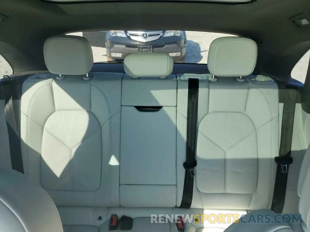 10 Photograph of a damaged car WP1AB2A56MLB35412 PORSCHE MACAN 2021