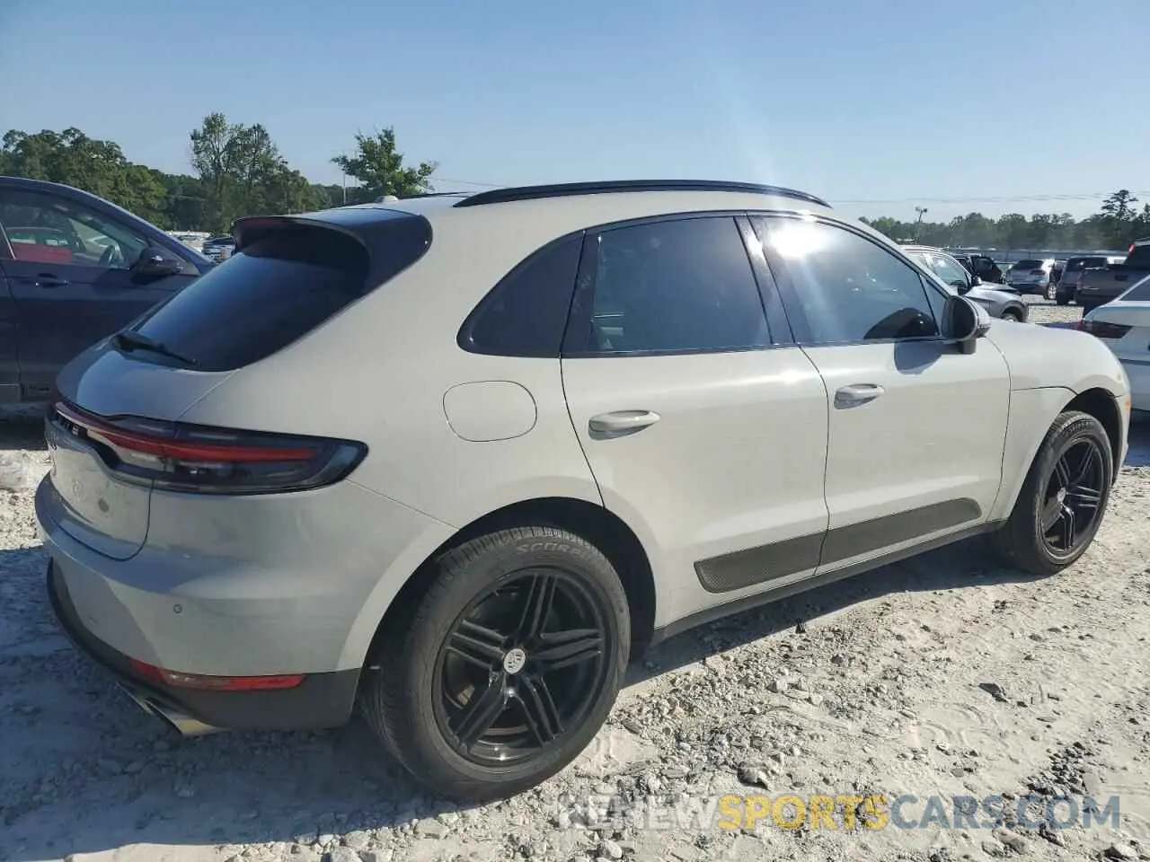 3 Photograph of a damaged car WP1AB2A56MLB35412 PORSCHE MACAN 2021
