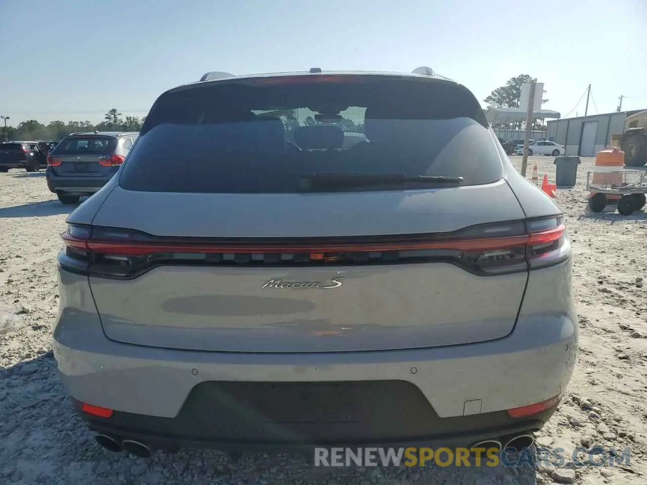 6 Photograph of a damaged car WP1AB2A56MLB35412 PORSCHE MACAN 2021