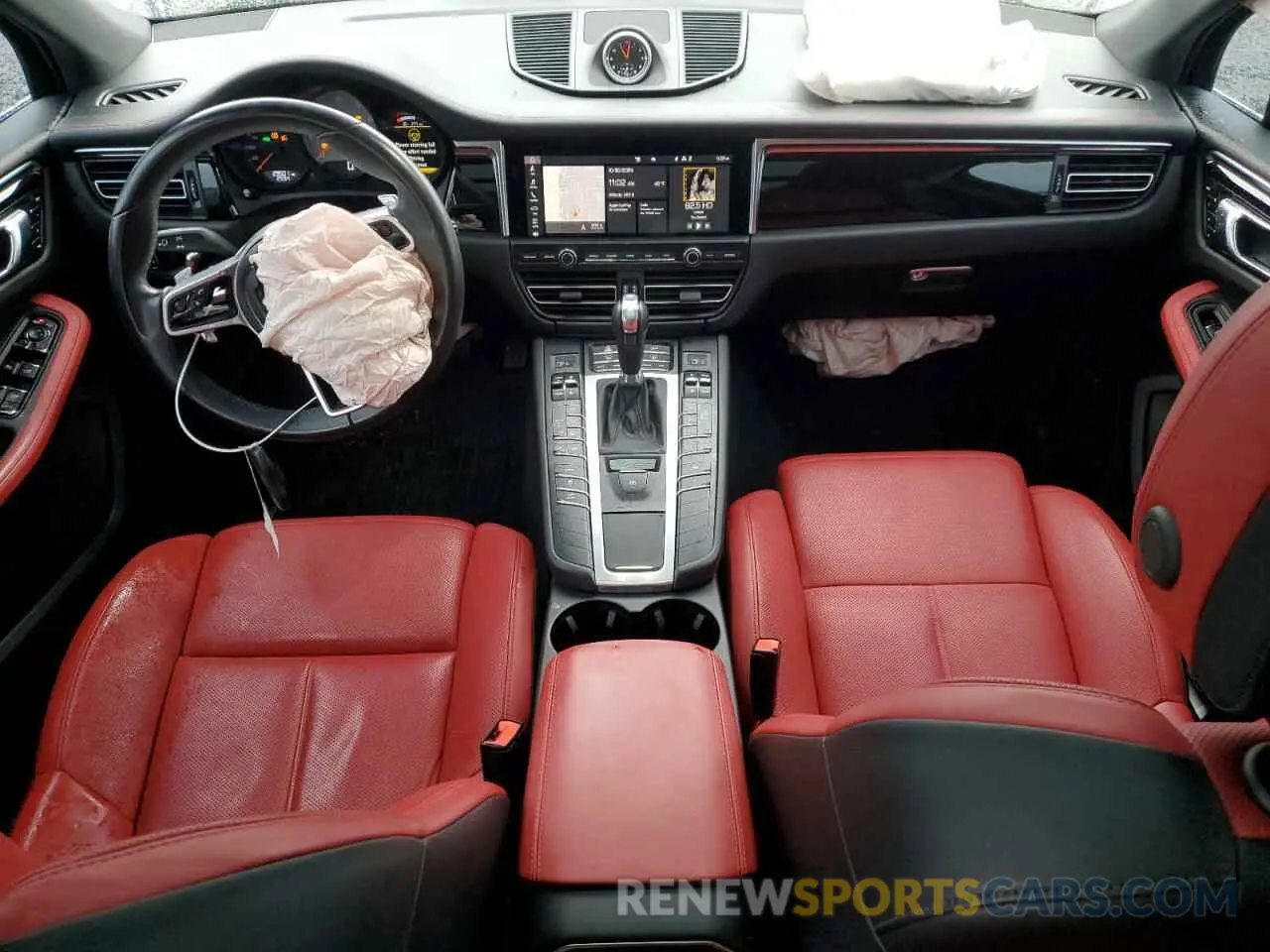 8 Photograph of a damaged car WP1AB2A57MLB35290 PORSCHE MACAN 2021