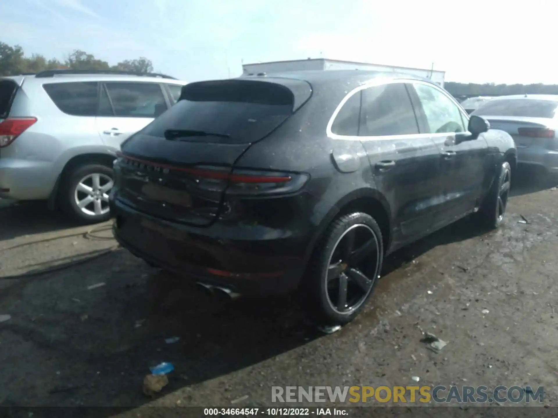 4 Photograph of a damaged car WP1AB2A58MLB31099 PORSCHE MACAN 2021