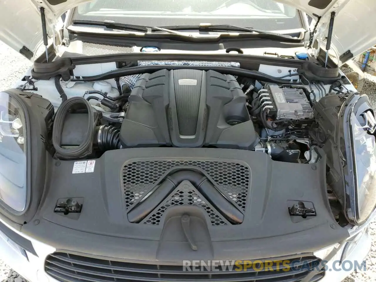 12 Photograph of a damaged car WP1AB2A59MLB30124 PORSCHE MACAN 2021
