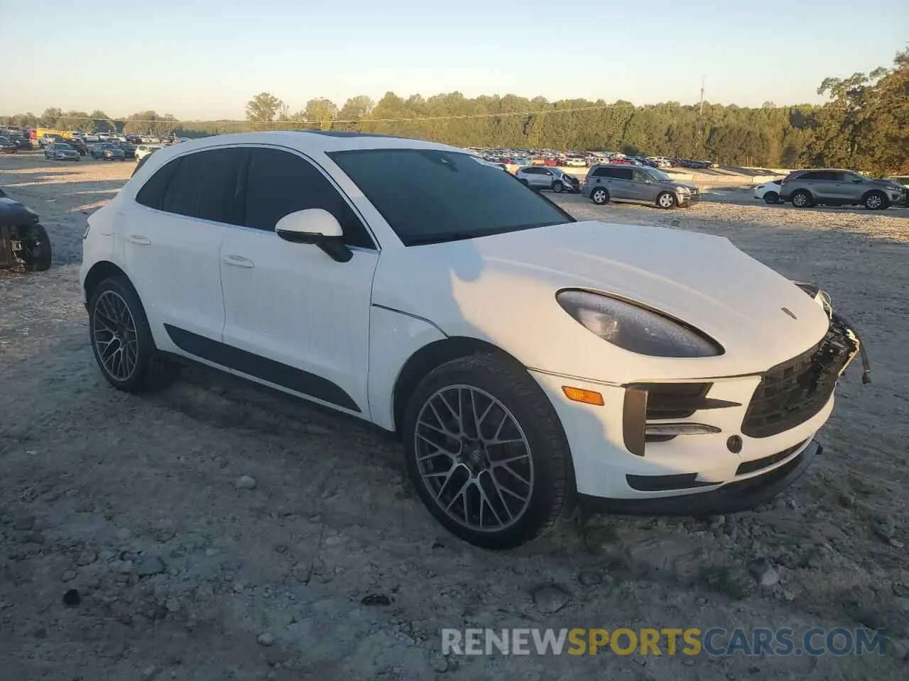 4 Photograph of a damaged car WP1AB2A59MLB36893 PORSCHE MACAN 2021