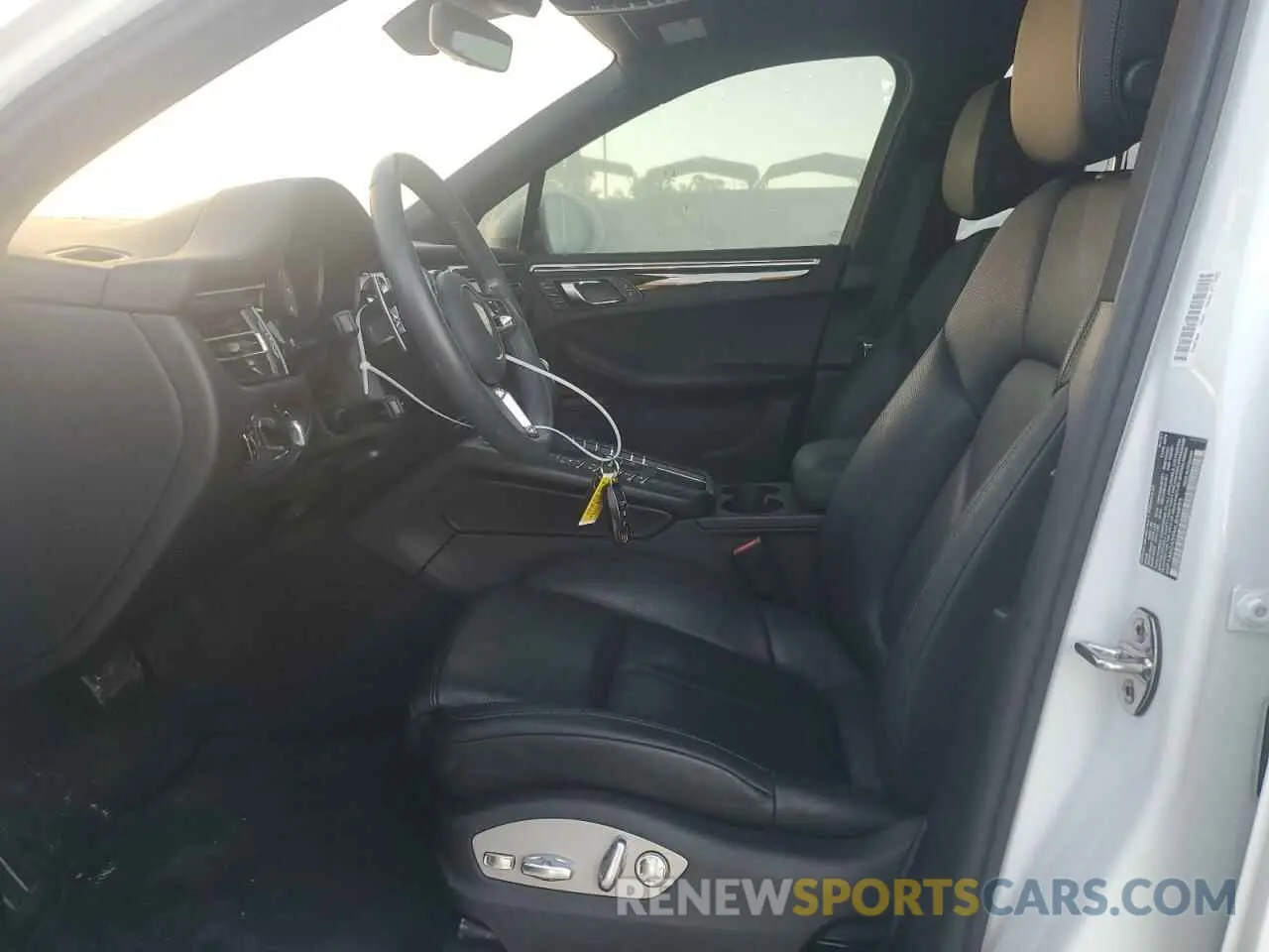 7 Photograph of a damaged car WP1AB2A59MLB36893 PORSCHE MACAN 2021
