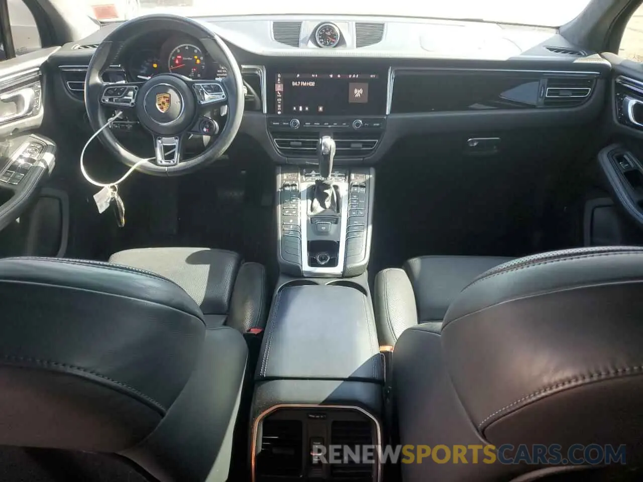 8 Photograph of a damaged car WP1AF2A53MLB60191 PORSCHE MACAN 2021