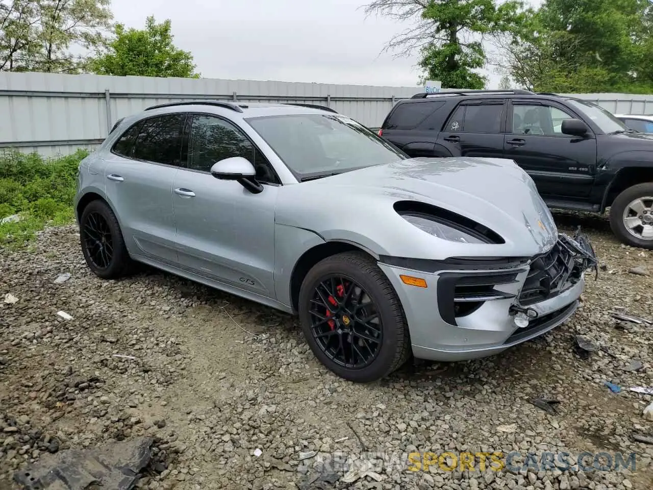 4 Photograph of a damaged car WP1AG2A51MLB52586 PORSCHE MACAN 2021