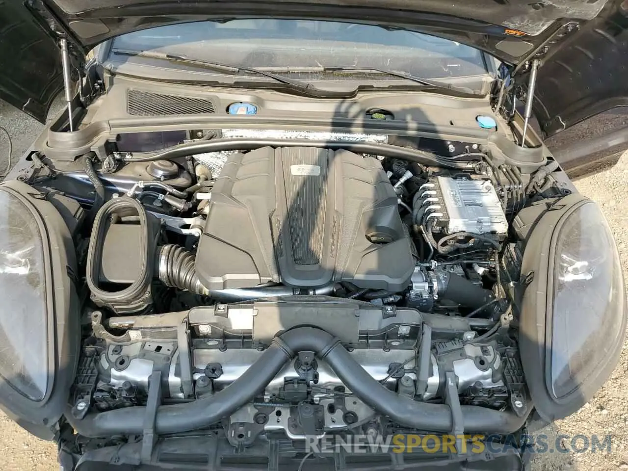 11 Photograph of a damaged car WP1AG2A57MLB50602 PORSCHE MACAN 2021