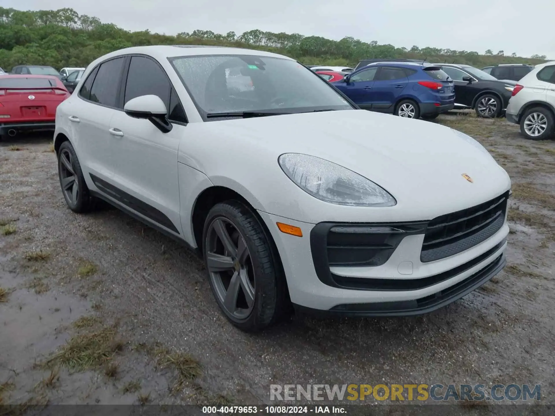 1 Photograph of a damaged car WP1AA2A51NLB09823 PORSCHE MACAN 2022