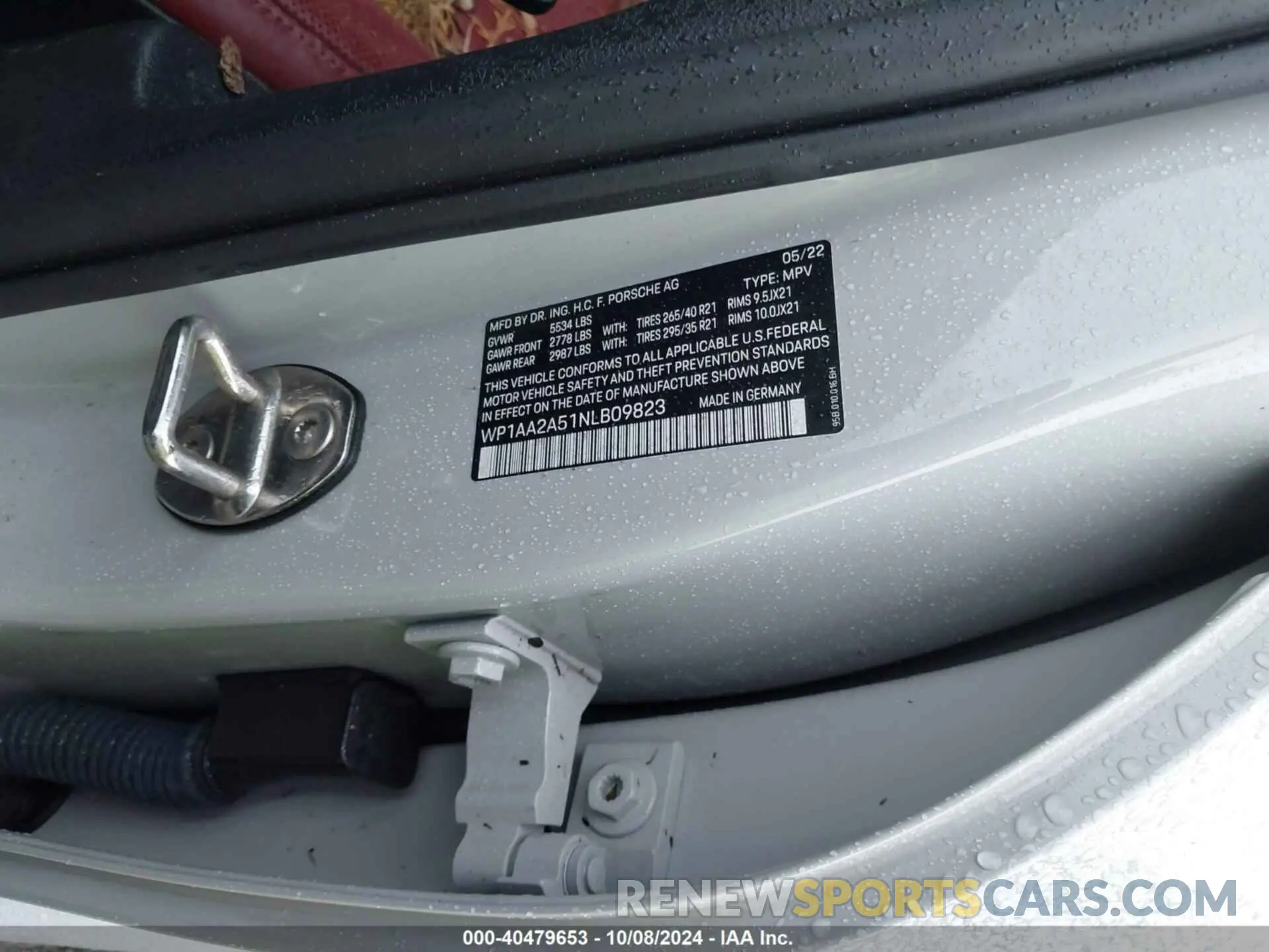 9 Photograph of a damaged car WP1AA2A51NLB09823 PORSCHE MACAN 2022