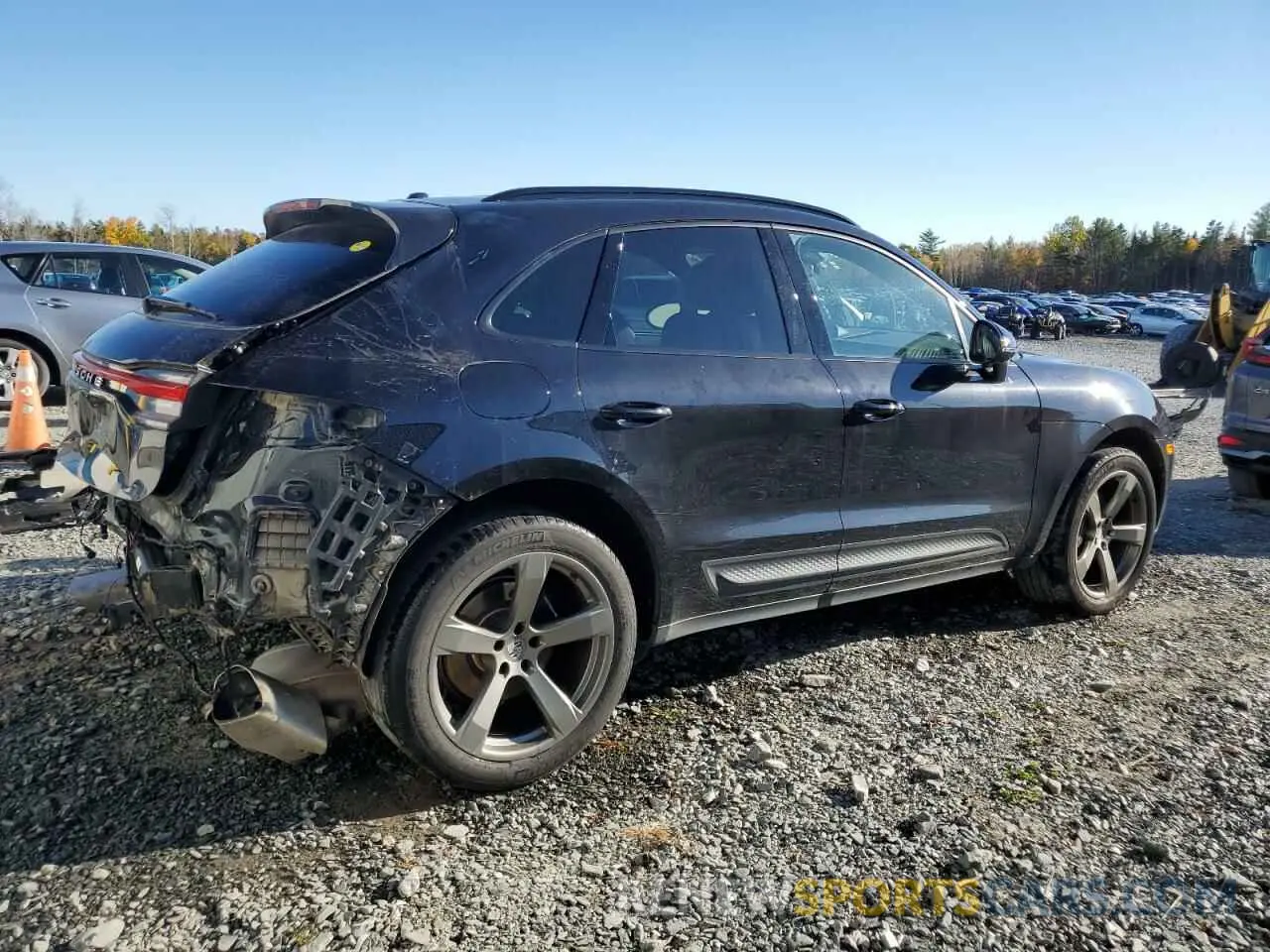 3 Photograph of a damaged car WP1AA2A52NLB06140 PORSCHE MACAN 2022