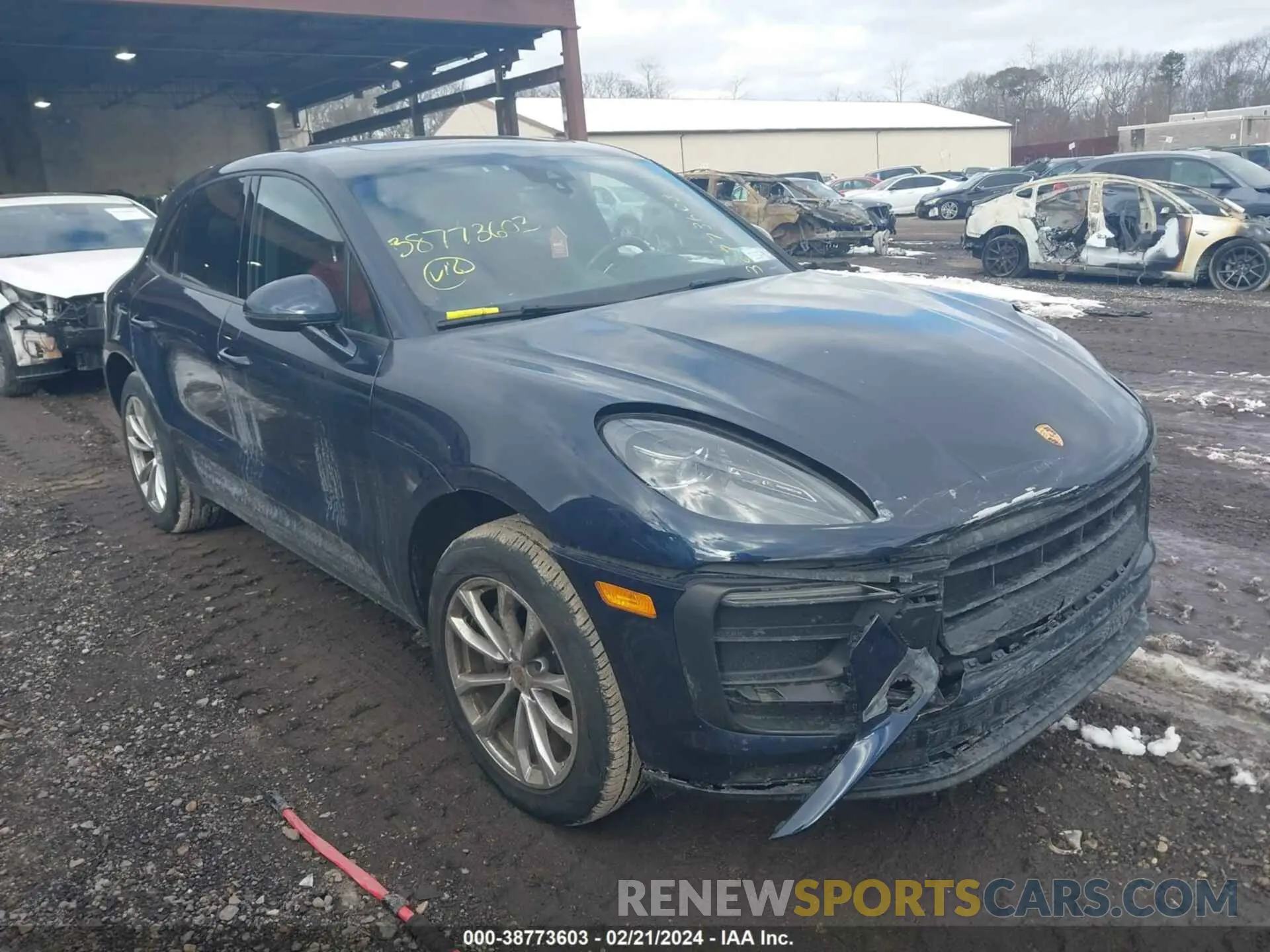 1 Photograph of a damaged car WP1AA2A53NLB02842 PORSCHE MACAN 2022