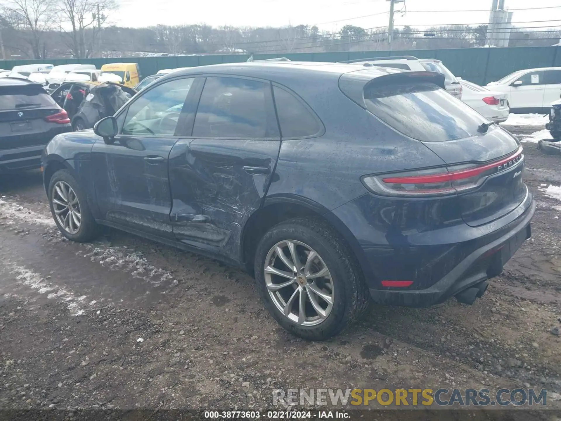 3 Photograph of a damaged car WP1AA2A53NLB02842 PORSCHE MACAN 2022