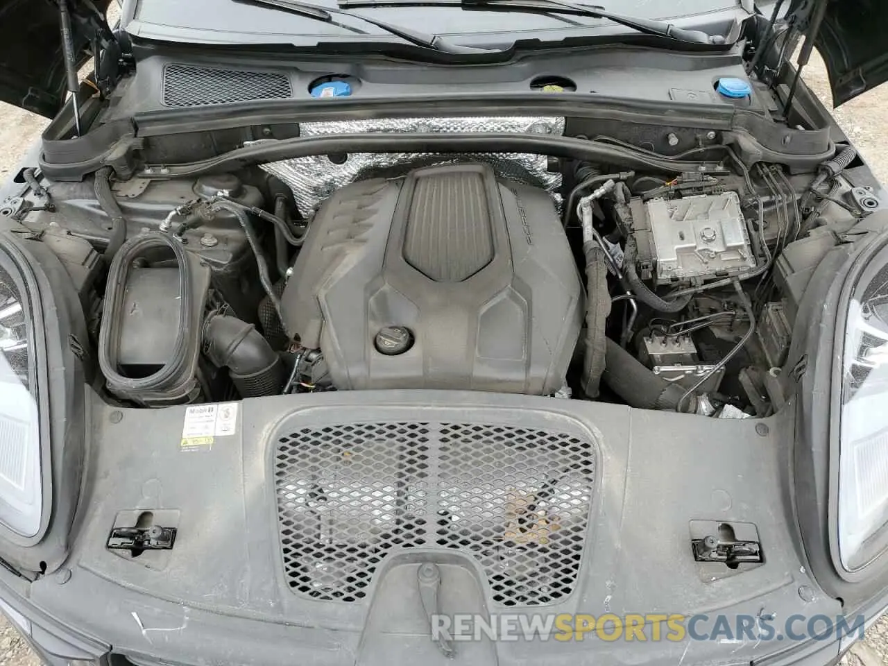 13 Photograph of a damaged car WP1AA2A54NLB10898 PORSCHE MACAN 2022