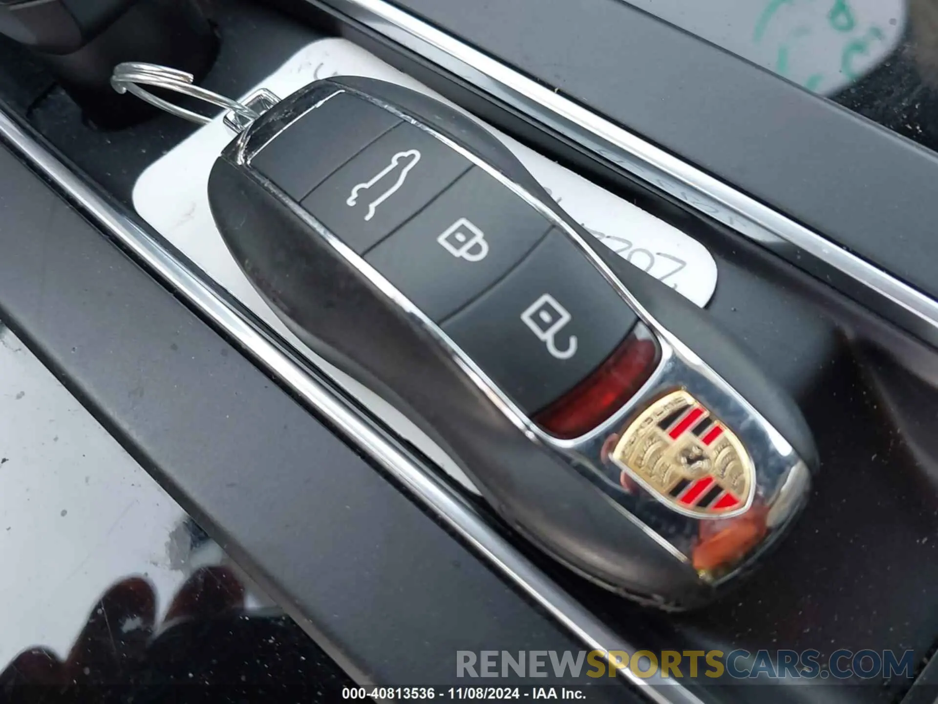 11 Photograph of a damaged car WP1AA2A55NLB07718 PORSCHE MACAN 2022