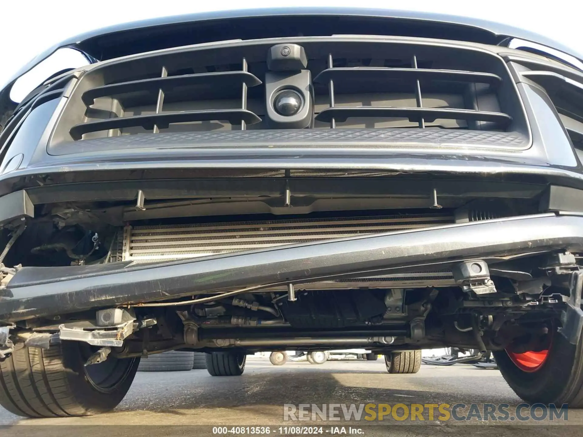 19 Photograph of a damaged car WP1AA2A55NLB07718 PORSCHE MACAN 2022