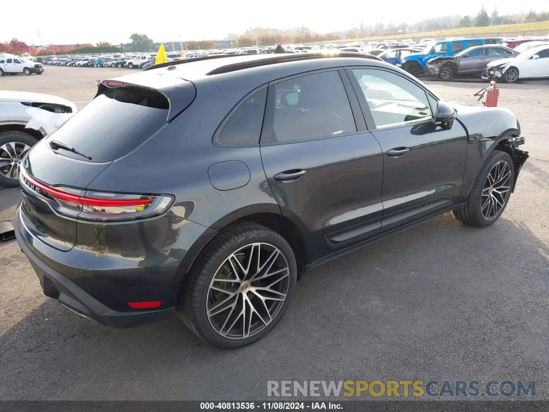 4 Photograph of a damaged car WP1AA2A55NLB07718 PORSCHE MACAN 2022