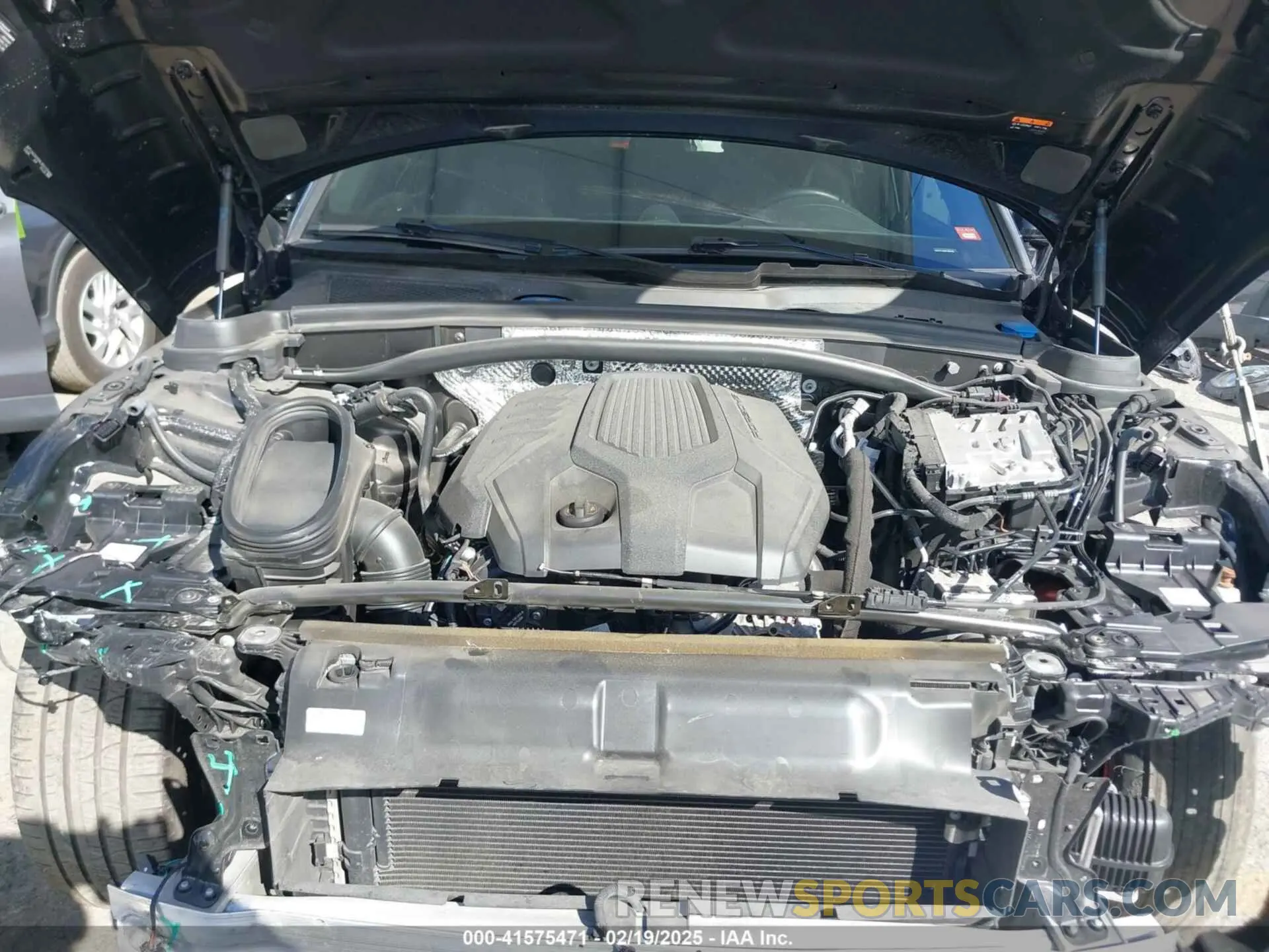 10 Photograph of a damaged car WP1AA2A56NLB01345 PORSCHE MACAN 2022