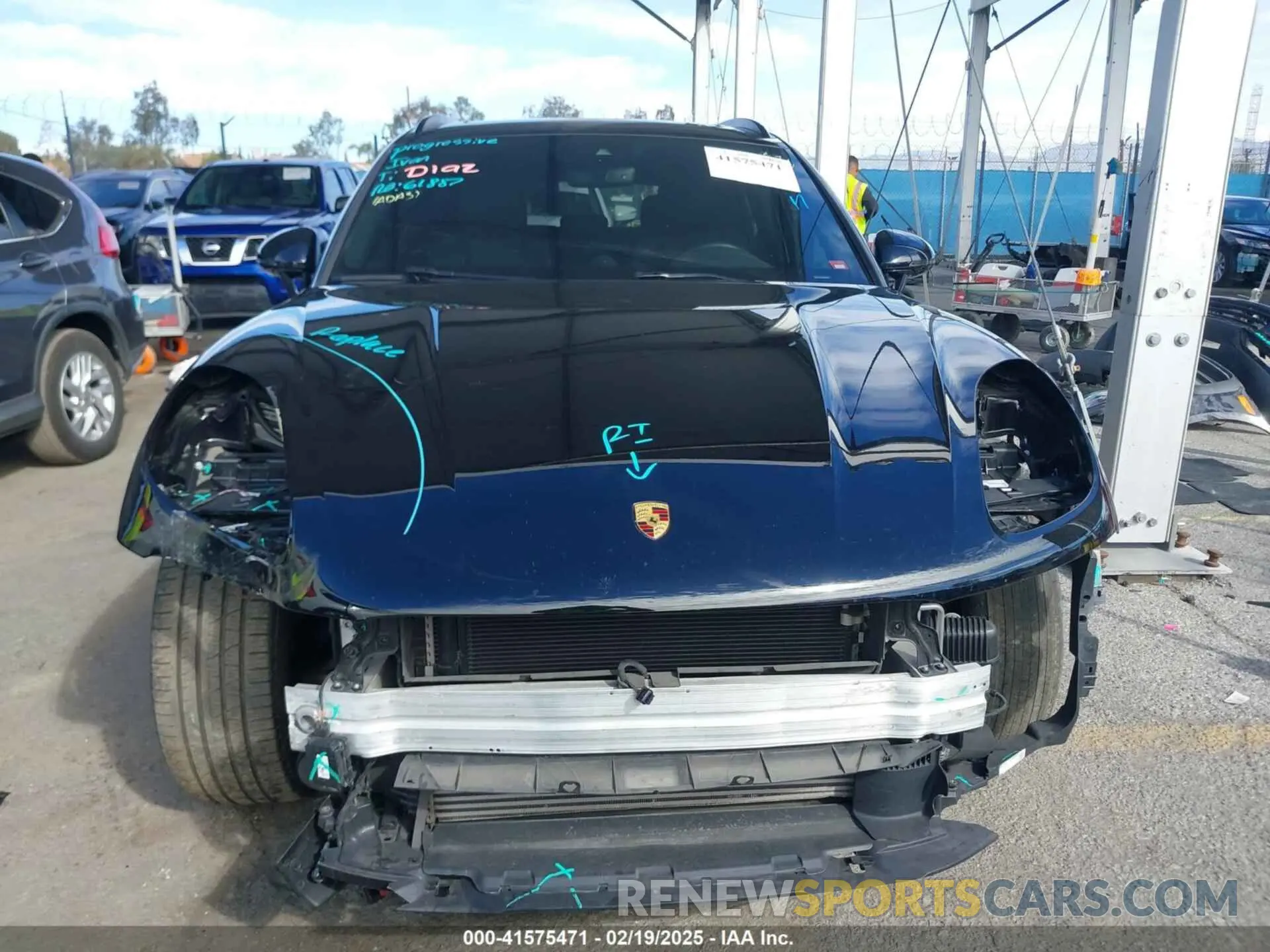 13 Photograph of a damaged car WP1AA2A56NLB01345 PORSCHE MACAN 2022